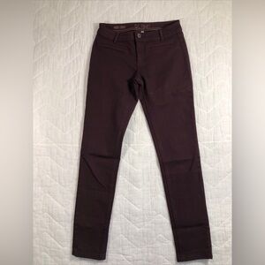 DL1961 Jeans Women’s 26 Denim Burgundy Emma Legging 4 Way Stretch 360° Comfort